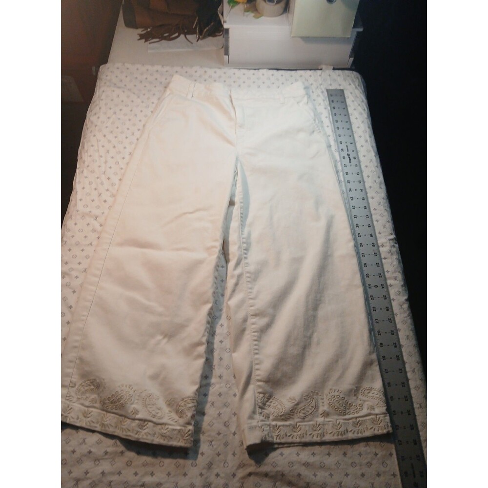 Women’s Style & Co Embroidered Jeans With Flowers Size 12 White